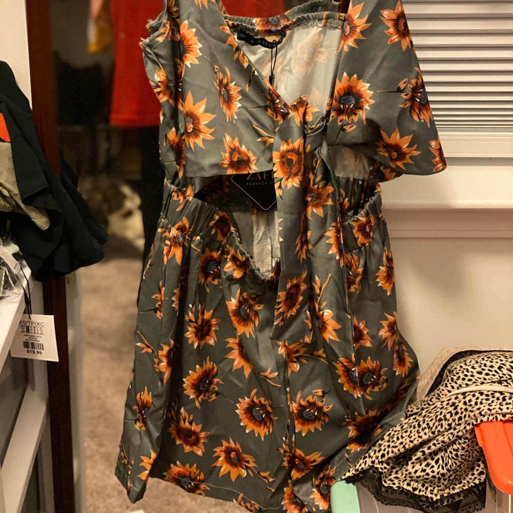 Zaful Sunflower Romper